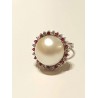 SORTIJA ORO BLANCO BRILLANTES Y RUBIES CON MEDIA 