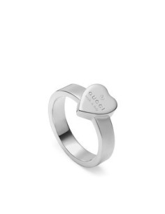 SORTIJA GUCCI PLATA CON CORAZÓN Nº10